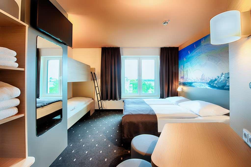 Hotel Rostock-hafen 3*